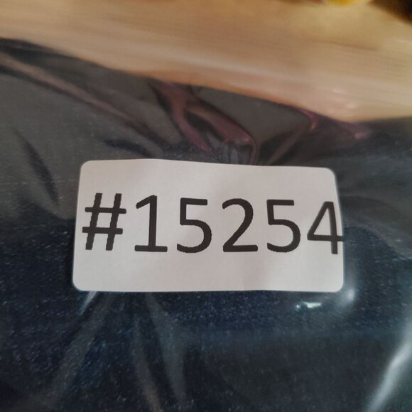 Levis Shorts Womens 22W Blue Classic Bermuda Denim Mid-Rise 5-Pocket Button Fly - Picture 14 of 14